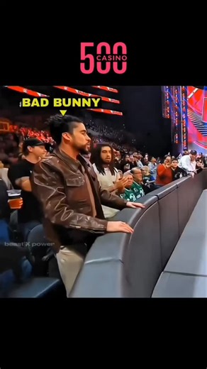 SportPulse on Instagram: "일본에서는 사람들이 걷는 발걸음 자체로 전기를 만들어내는 기술이 실제로 사용되고 있습니다⚡👣 특수 바닥 타일은 사람이 걸을 때 발생하는 압력과 움직임 에너지를 감지합니다. 이 순간 타일 안에 들어 있는 소재가 미세하게 반응하며 전기 에너지로 변환됩니다. 한 걸음, 한 걸음은 작은 에너지지만 수백만 명의 발걸음이 모이면 LED 조명, 전광판, 센서까지 작동할 수 있을 만큼 강한 전력이 만들어집니다. 특히 시부야 같은 초대형 번화가에서는 하루 수백만 걸음이 이 시스템을 움직이고 있습니다. 이 전기는 바로 사용되기도 하고, 저장되어 필요할 때 쓰이기도 합니다. ✅ 우리가 무심코 걷는 발걸음이 ✅ 도시를 움직이는 에너지가 되는 시대 ✅ 이것이 바로 미래형 친환경 기술입니다 🌱 #일본기술 #미래기술 #에너지혁신 #친환경기술 #신기한사실 과학지식 기술혁신 도시기술 에너지절약 숏폼추천 릴스추천"