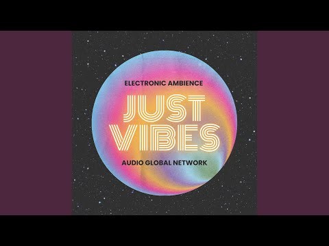 Dreamwave Under Streetlights