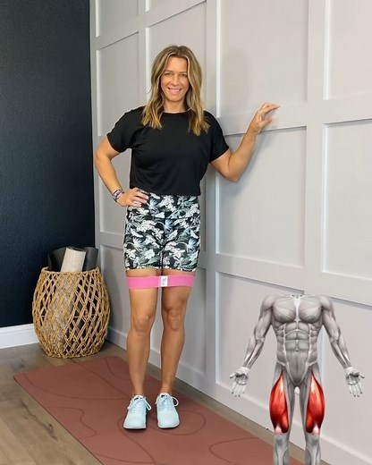 Mini band legs and glutes Legs and Glutes workout with a mini band. Use a heavy resistance band for this workout, great for home, gym or travel. 12 reps, 3 Sets 1. Hamstring curl 2. Bent lift extend 3. Hydrant lift 2x pulse 4. Toes out calf raise 5. Donkey kick 6. Inner thigh press 7. Butterfly press bridge Comment “APP” for more info on my fitness app that gives you access to all of my programs, community, challenges, and hundreds of workouts. #resistancebands #resistancebandsworkout #legworkou