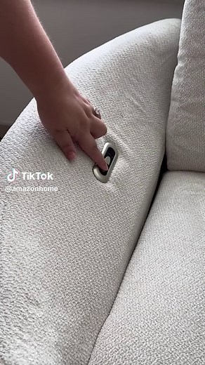 Discover the Best Seat in the House with This Oversized Recliner