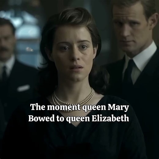 queen Mary bowed to queen Elizabeth II (The Crown) #windsorfmly #queenelizabeth