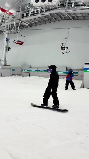 继续去热雪吃细糠！#单板滑雪 #单板教学 #滑雪的100种玩法 #第一视角 #滑雪教学