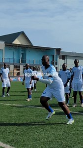 Shuti Kali alilopiga @kamanda.muliro uwanja wa Kmc Leo ,akikiongoza kikosi Cha POLISI kama kapteni wameondoka na ushindi wa goli Tatu kwa mbili dhidi ya Mashabiki wa Yanga, Simba, na Azam | Djgabby Chitanda