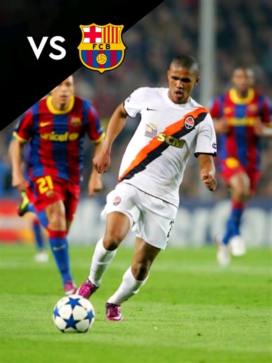 Douglas costa vs barcelona - champions league #douglascosta #juventus #italia #football #verona