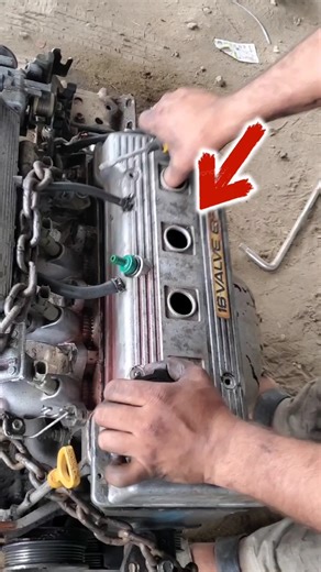 Remove engine head cover! #shorts #trending #automobile