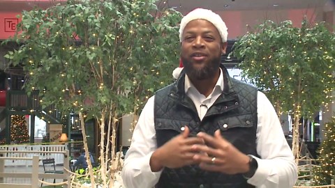 Tower City, downtown Cleveland spruce up for holiday