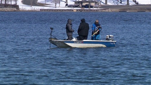Walleye spawning run underway on Fox River in De Pere