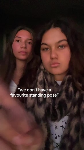 Exploring Popular Standing Pose Trends for Photos