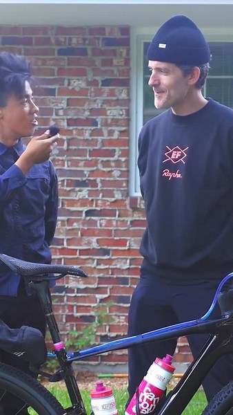 Lachlan Morton is currently leading the Unbound XL aboard this Cannondale Topstone. We had a chat with @efprocycling mechanic @tqhopper on Lachlan’s bike set up with prototype gear from @tailfincycling and more. | Velo