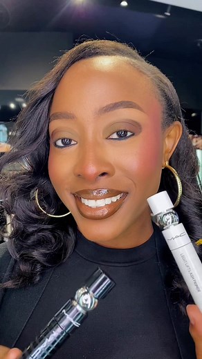 M.A.C Stack Lash Primer: Volumen y Longitud