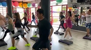 177K views · 9K reactions | Te comparto parte de nuestra clase de hoy ! STEP FUNCIONAL! Saludos desde GUADALAJARA JAL MEXICO De Aracely Levario | Step por siempre | Facebook