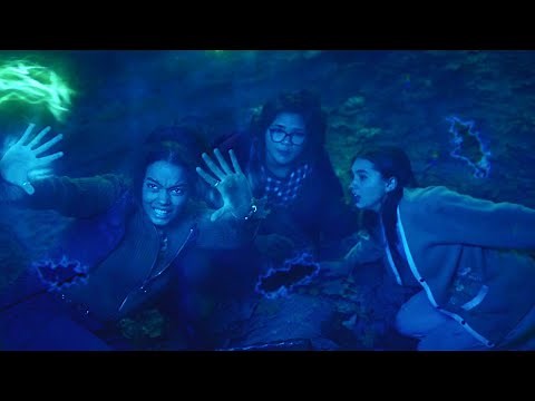 The Scenes Becca (Hocus Pocus)
