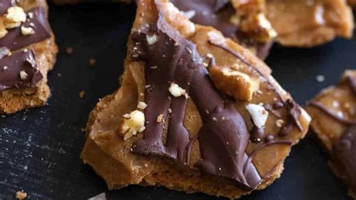 Homemade chocolate caramel bark — perfect for gifts or movie nights