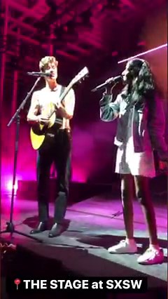 Shawn Mendes saw a fan’s sign asking to sing “305” and he made it happen 🥺 #ShawnMendes #shawnmendesarmy #SXSW | Billboard