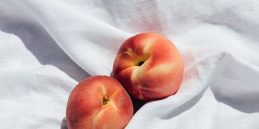 Cos'è Füde Dinner Experience, le cene nudi di cui tutti parlano