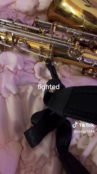 How to Properly Tighten a Saxophone Neck