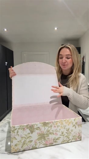 This is even cute and good sizes for babies! What do you think? Should I add the date?!