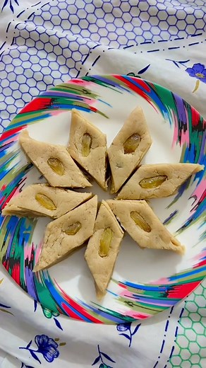 Making Traditional Sweet Bread: A Step-by-Step Guide
