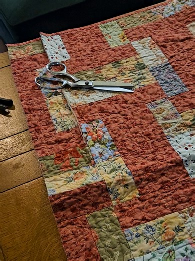 Sewing Machine Dust Cover from Quilt Leftovers