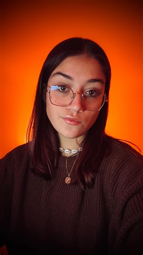 Mademoiselle Destiny on Instagram: "Toi tu préfères faire quoi?"