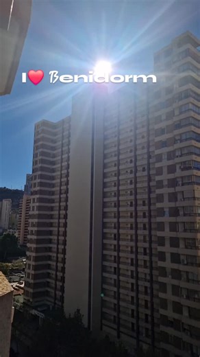 Hola !! Hotel PELÍCANOS Benidorm ❤️😎🏖👙☀️ | Massimo Younga