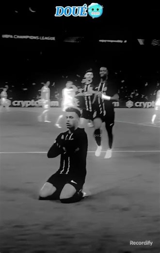 DOUÉ🥶🥶🥶 #music #abonnetoi #music #abonnetoi #anime #football #like #comment