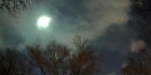 Watch: Meteor gives brilliant green flash as it explodes over Arkansas