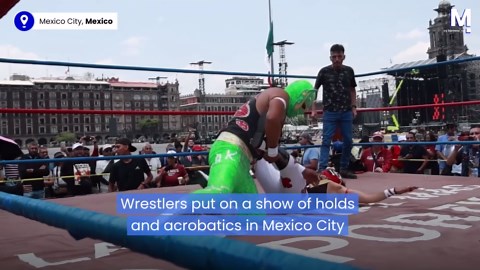 Wrestling takes over the heart of Mexico City