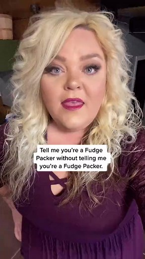 77K views · 663 reactions | Job description at its finest 珞 #fudgepacker #uranusfudgefactory #fudgelovers # #jobdescription #followme #first www.UranusGeneralStore.com | Uranus Fudge Factory and General Store in Missouri | Facebook