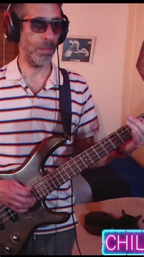 Huit Octobre 1971 - Cortex |bass