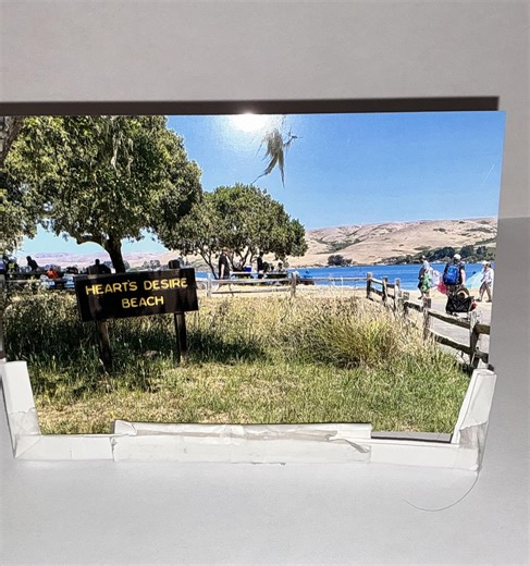 Adjustable Paper Drawing Holder (4 in X 6 in to 6 in X 4 In)