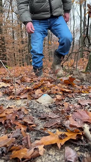 Survival Skills FIRE STARTER in 1 MINUTE 🔥. #survival #camping #lifehacks #skills_R | Zakarya page2