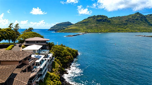 How do these cliffside mansions even stay standing?