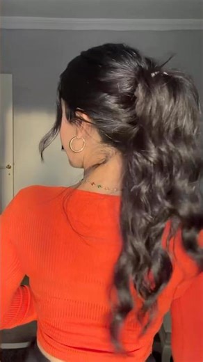 Easy claw clip hairstyle for long hair ✨🧡 Inspired by @bella.waldmann✨