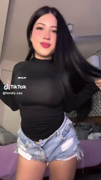 Videos de Lendy🫦 (@lendy.vaz) con “sonido original - Lendy🫦”