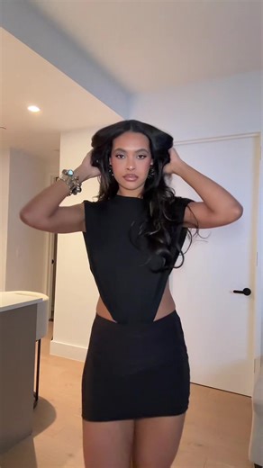 I took like 30 videos with this outfit 😭🖤 | Outfit