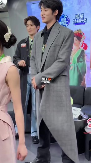 Winwin Dance Performance in China - Ngũ Phúc Lâm Môn