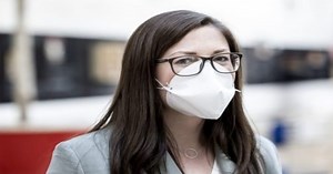 CDC issues new guidance on mask-wearing in mass transit