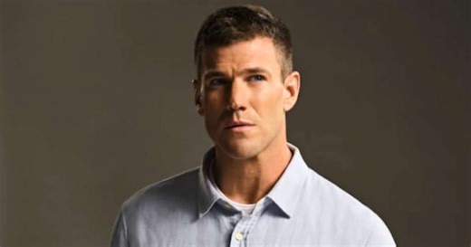 From Nina Dobrev heartbreak to those Lucy Hale rumors: Inside 'NCIS: Origins' star Austin Stowell's dating history