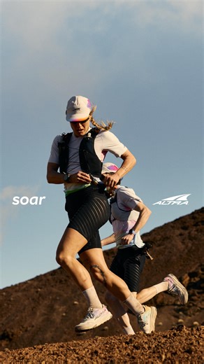 SOAR Running on Instagram: "SOAR X Altra Trail Race Shorts Designer’s Notes on Film A 360° storage system, cut directly into the short. No waistband. No drawcord. Just total carry stability — engineered to vanish in motion."