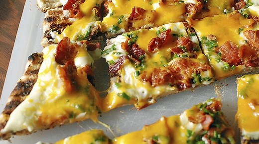 Loaded Bacon Mashed Potato Pizza