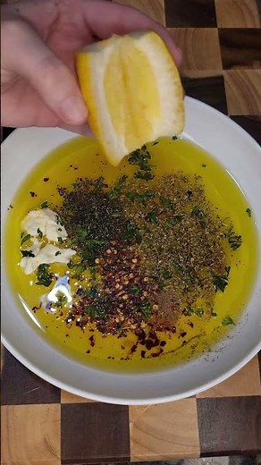 Olive Garden Salad Dressing Copycat #olivegarden #recipe #cooking #howtomake