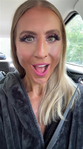 Glam! #bodybuilding #makeup #stagemakeup #naturalbodybuilder