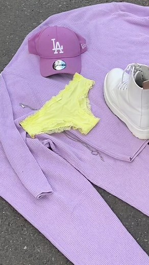 Spring Colors: Embrace the Vibrant Seasonal Palette