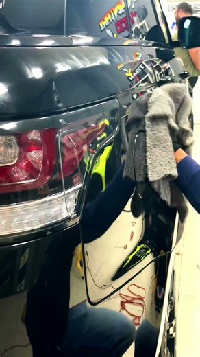 Land Rover Exterior Polishing | From Dull Paint to Mirror Gloss