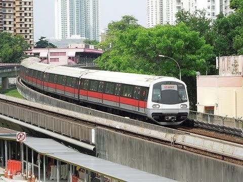 シンガポールMRT東西線レッドヒル駅 SMRT East West Line Redhill station