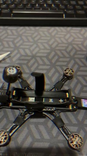 NewBeeDroneNewBeeDrone LionBee 3inch long range ELRS2.4 AIO developer kit 😎😎