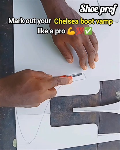 👉 Chelsea boot pattern 🥾 🧵✨ #HowTo #ShoeMaking #LeatherCraft #HandmadeShoes #CreativeProcess #ProTips #Germany #USA #UK #shoeprof #canada #craftsmanship #australia #TimelessDesign #DIYshoemaking | Shoe Prof