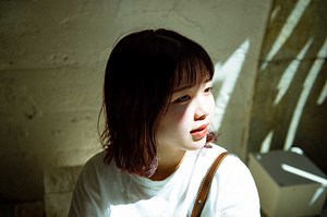 19歳のシンガーソングライター・asmi、maeshima soshiとタッグを組んだ新曲「memory」配信リリース | SPICE - エンタメ特化型情報メディア スパイス