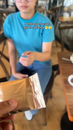 Chocolate na may twist 🤭🤣 #fb #reelsfacebook #monthsarygift #chocolate #bembangan | Euros Chocolate Premium